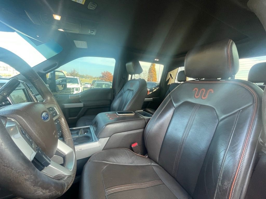 2017 Ford Super Duty F-250 SRW Lariat