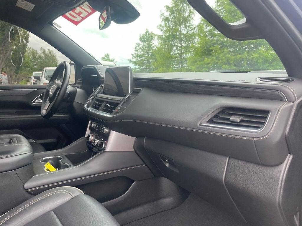 2024 GMC Yukon SLT