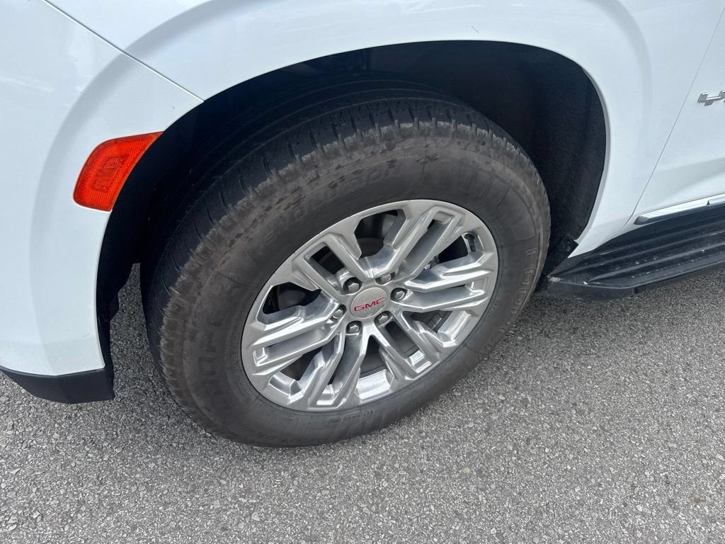 2022 GMC Yukon SLT