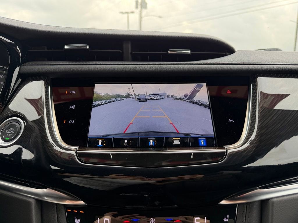 2025 Cadillac XT6 Sport