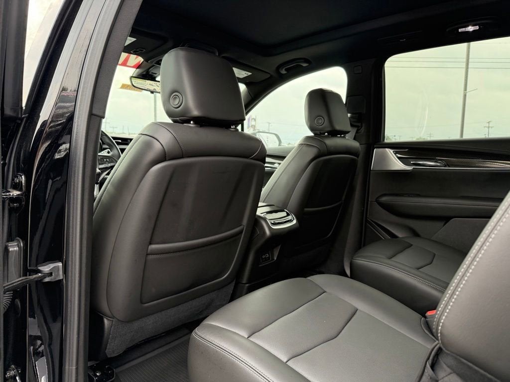2025 Cadillac XT6 Sport