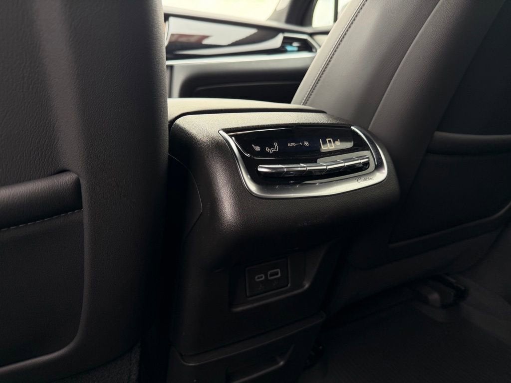 2025 Cadillac XT6 Sport