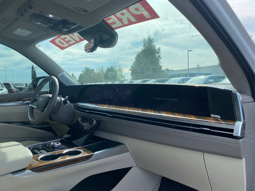 2025 Cadillac Escalade Sport Platinum