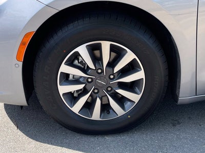 2021 Chrysler Pacifica Hybrid Touring L