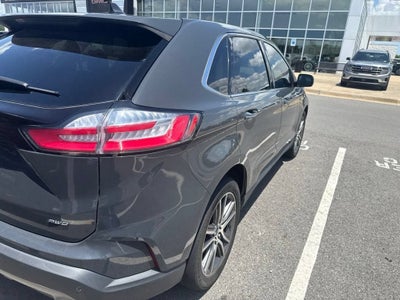2021 Ford Edge Titanium