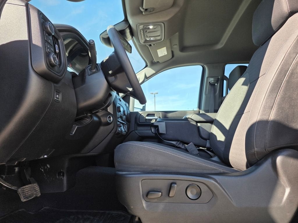 2025 Chevrolet Silverado 2500 HD Custom