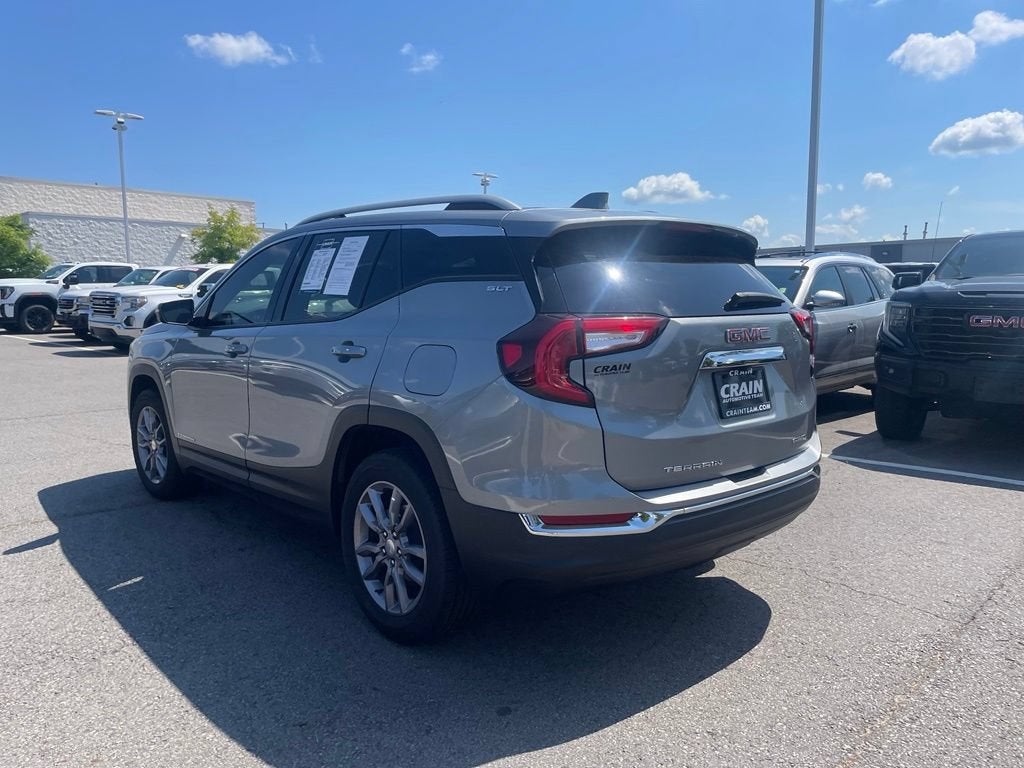 2023 GMC Terrain SLT