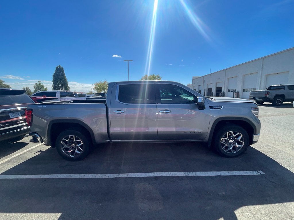 2023 GMC Sierra 1500 SLT