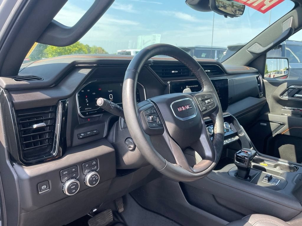 2025 GMC Sierra 1500 AT4