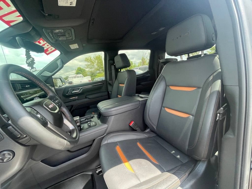 2025 GMC Sierra 1500 AT4