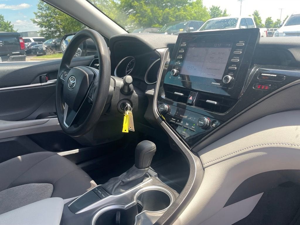 2022 Toyota Camry LE