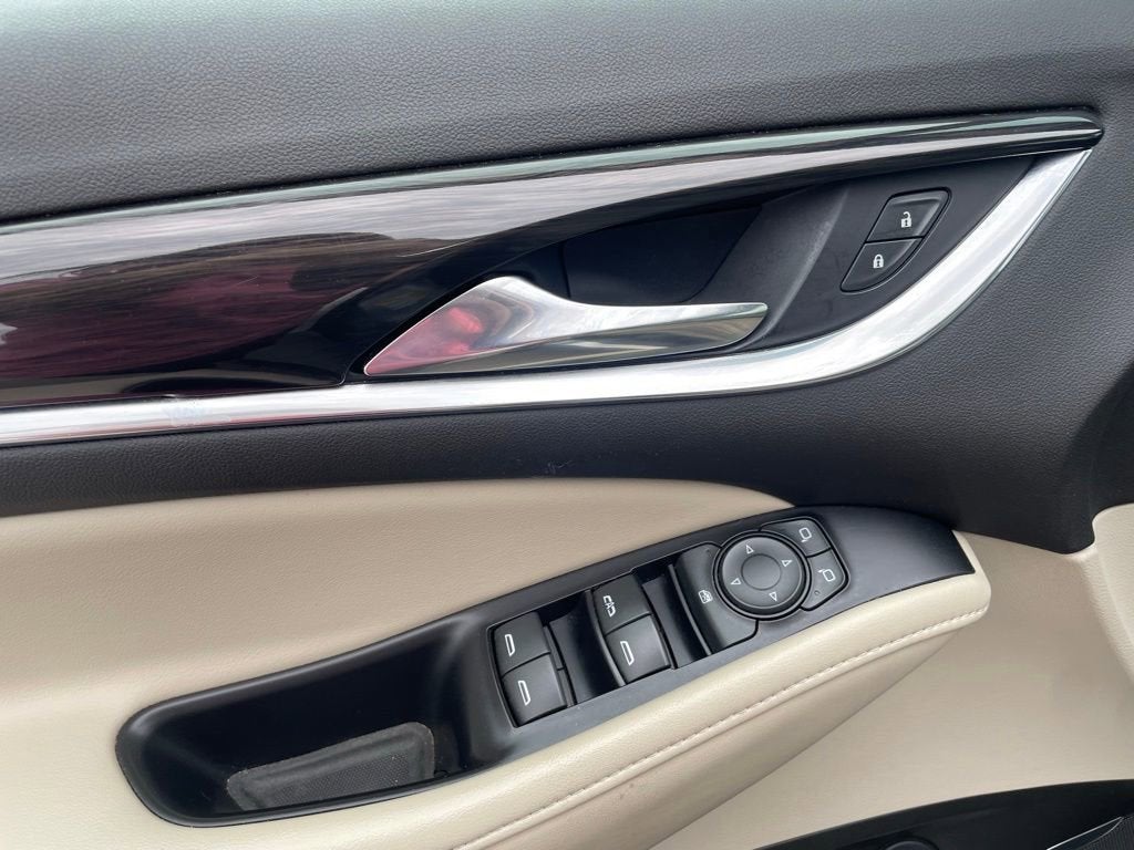 2021 Buick Enclave Essence