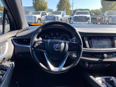 2022 Buick Enclave Essence
