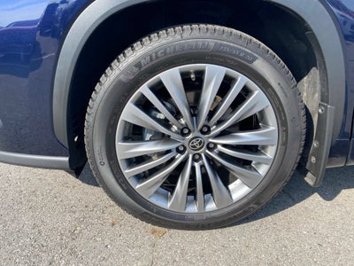 2021 Toyota Highlander Platinum