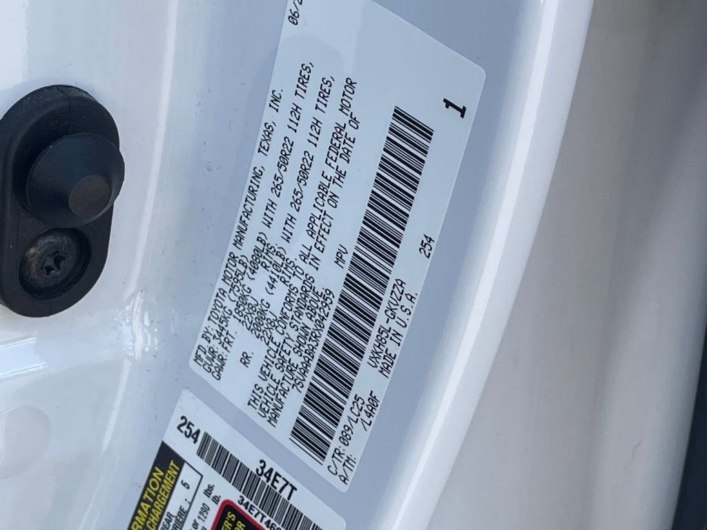 2024 Toyota Sequoia SR5