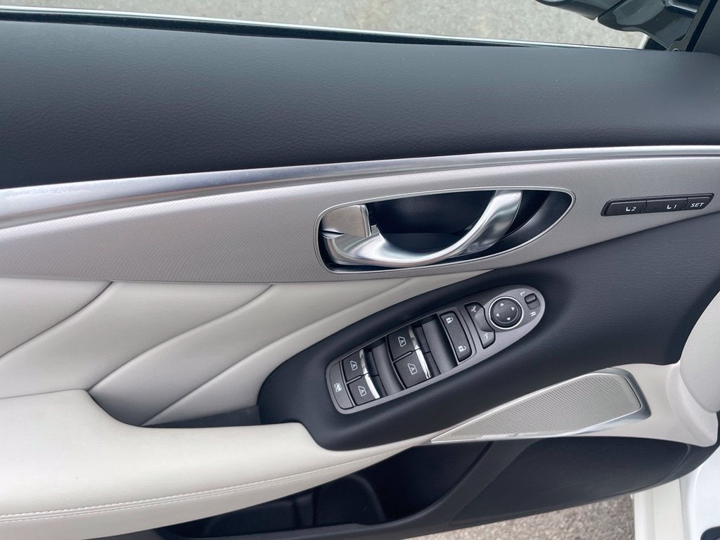 2024 INFINITI Q50 LUXE