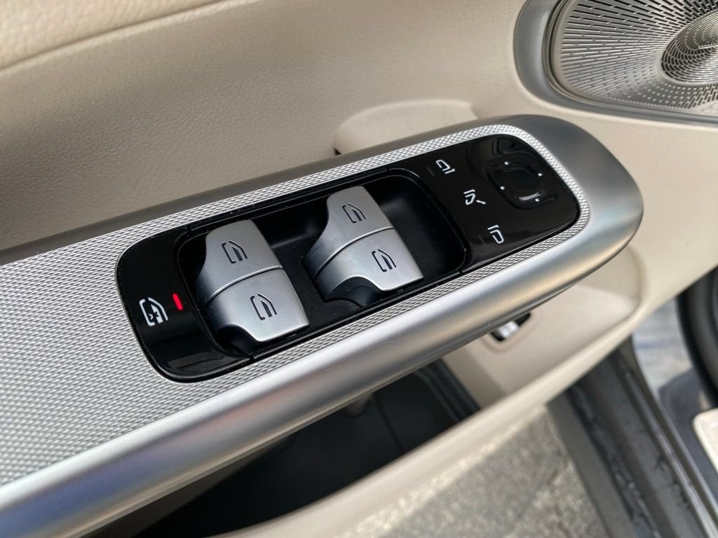 2024 Mercedes-Benz GLC GLC 300