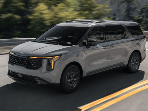 Kia Carnival Refresh in Fayetteville, AR