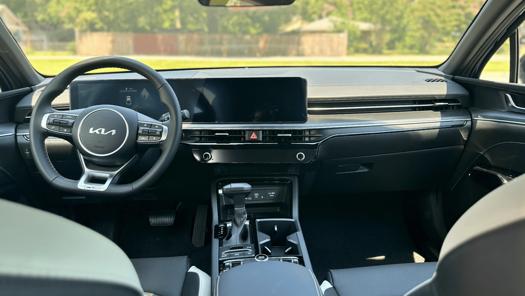 Interior View of the 2025 Kia K5