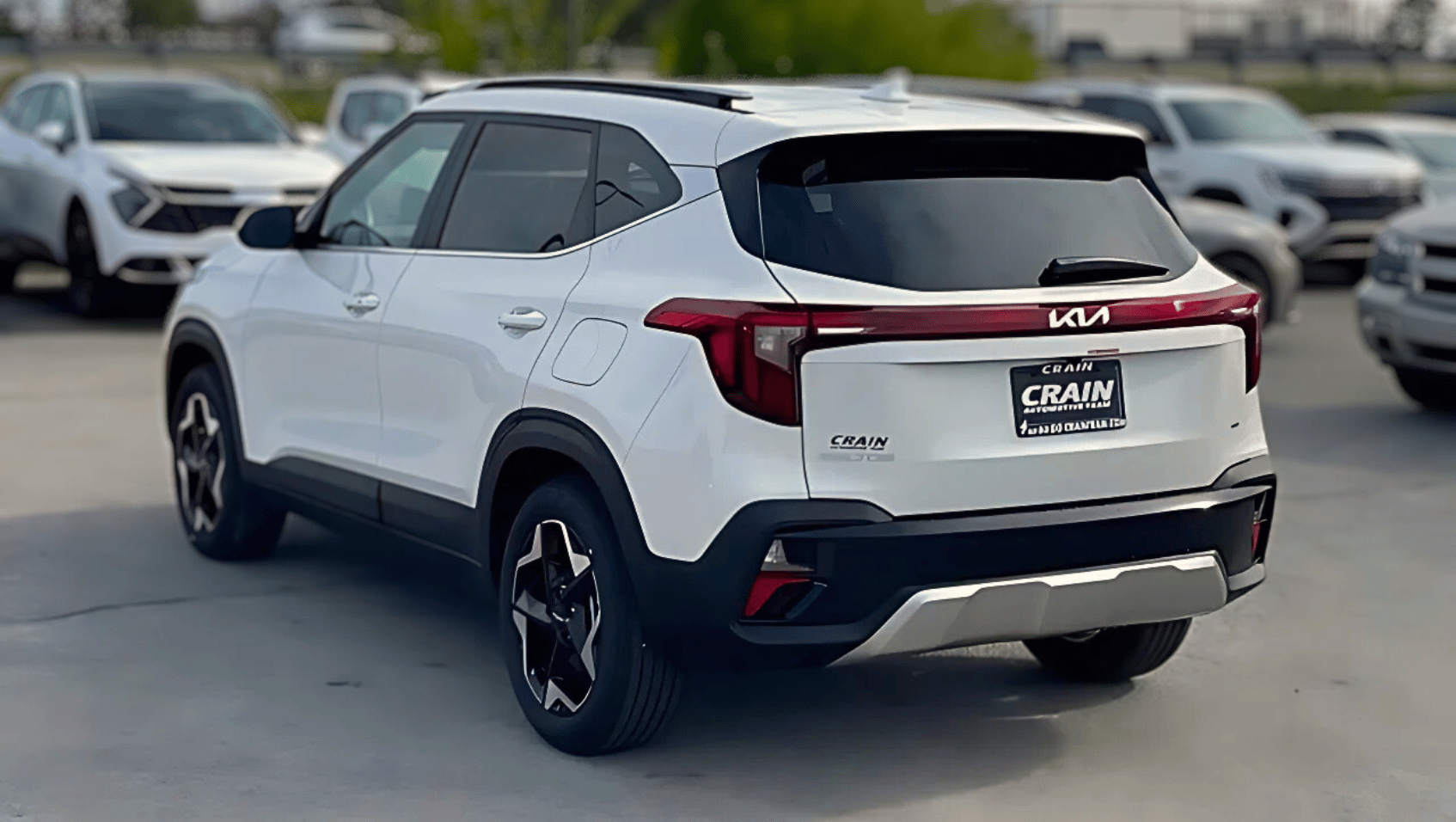 Side View of the 2025 Kia Seltos