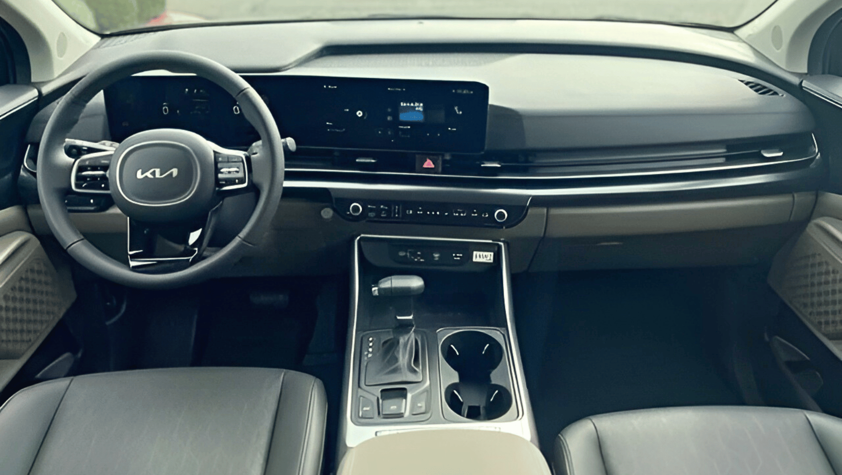 Interior View of the 2025 Kia Carnival